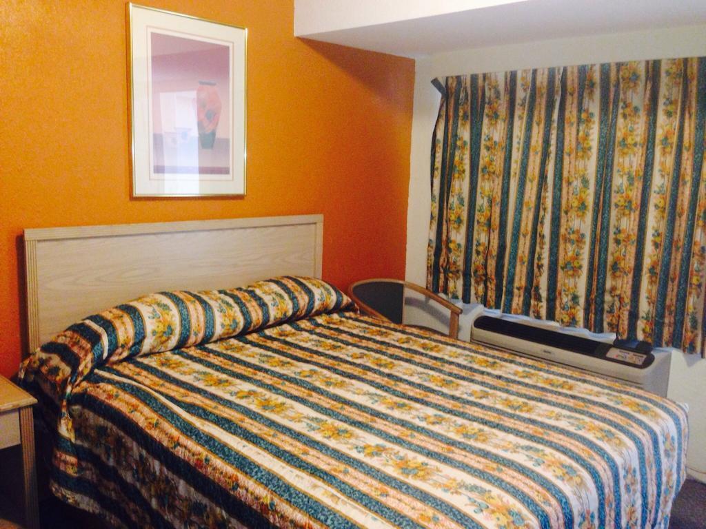 Westmorland Desert Inn חדר תמונה